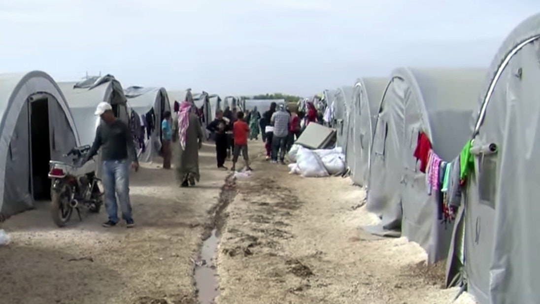 Image of Kurdish refugee camps in Suraç, Turkey, near the Syrian border.